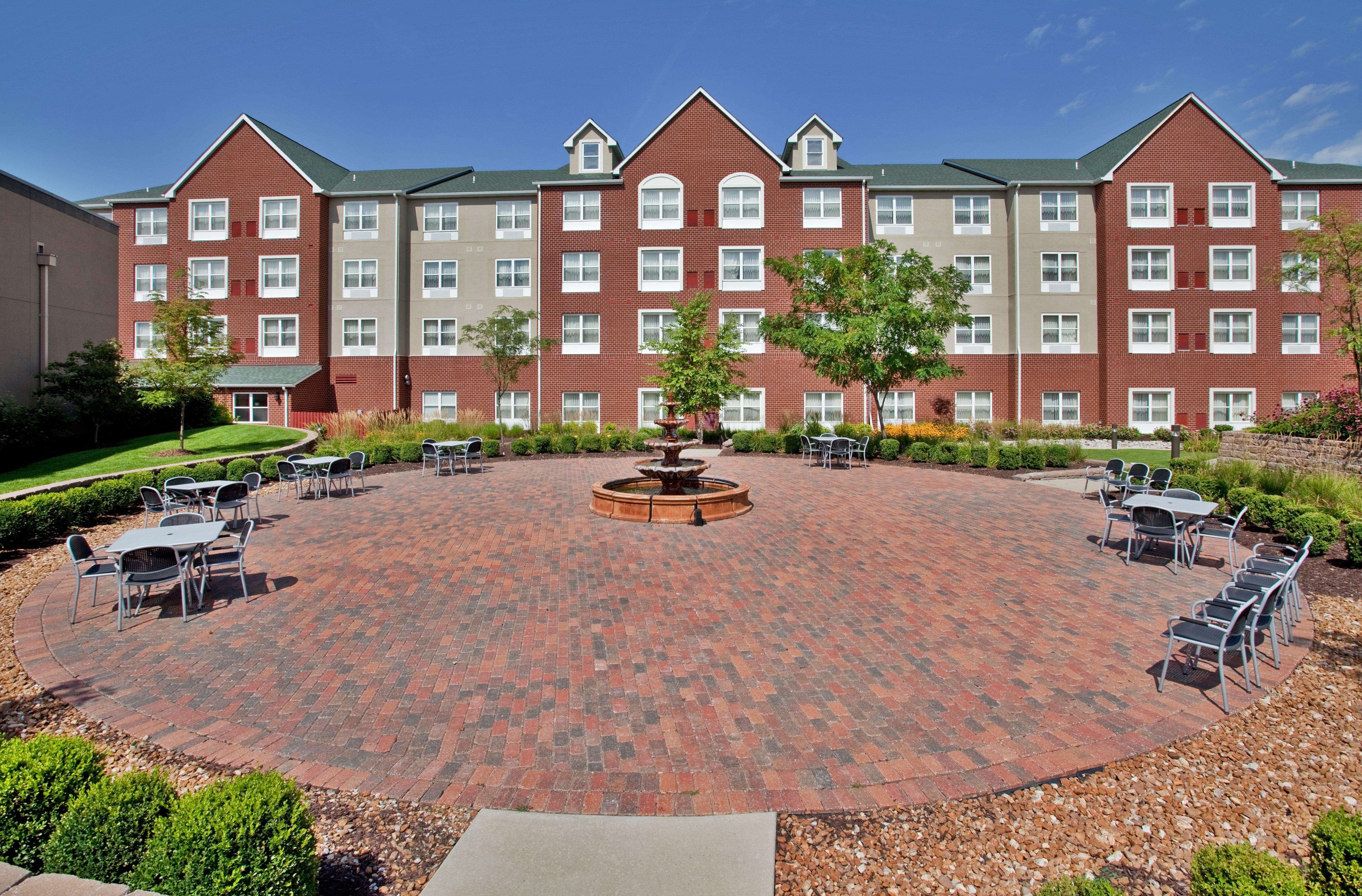 Holiday Inn Express Hotel & Suites St. Louis West-O'Fallon By Ihg Экстерьер фото