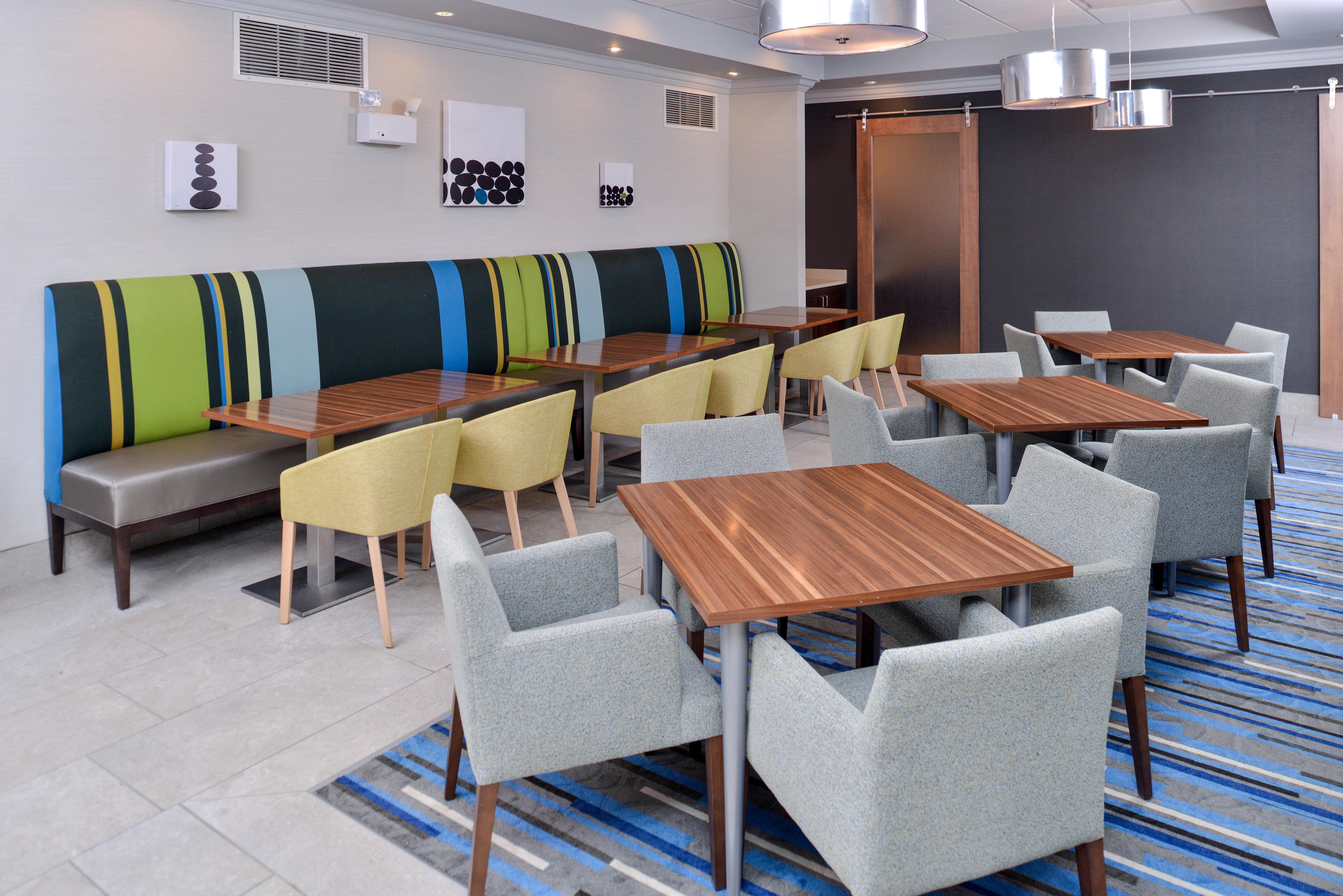 Holiday Inn Express Hotel & Suites St. Louis West-O'Fallon By Ihg Экстерьер фото